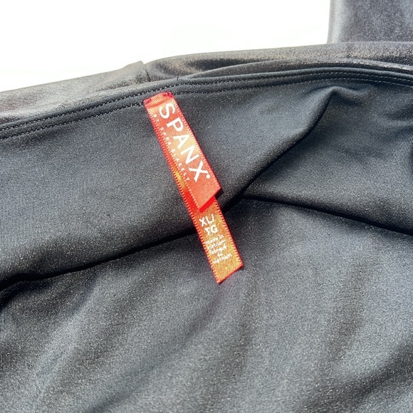 SPANX Faux Leather Leggings - Picture 2 of 2